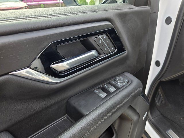 Thumbnail: 2025 GMC Yukon XL - 14