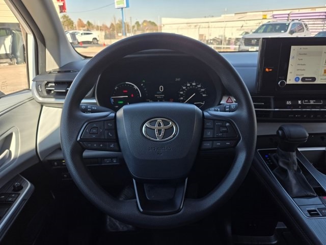 Thumbnail: 2025 Toyota Sienna - 20