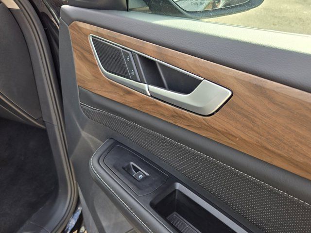 Thumbnail: 2025 Volkswagen Atlas - 28