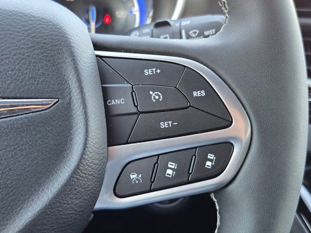 Thumbnail: 2025 Chrysler Pacifica - 22