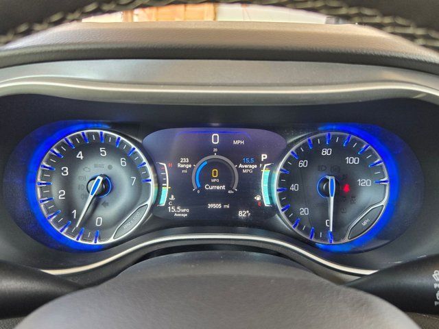 Thumbnail: 2025 Chrysler Pacifica - 16