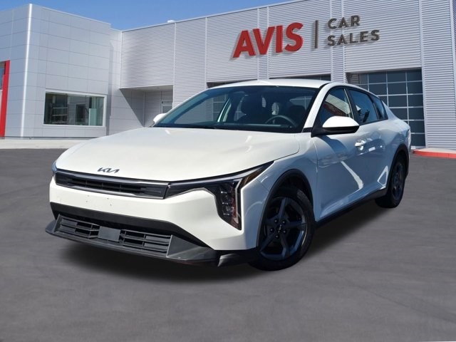 Thumbnail: 2025 Kia K4 - 1