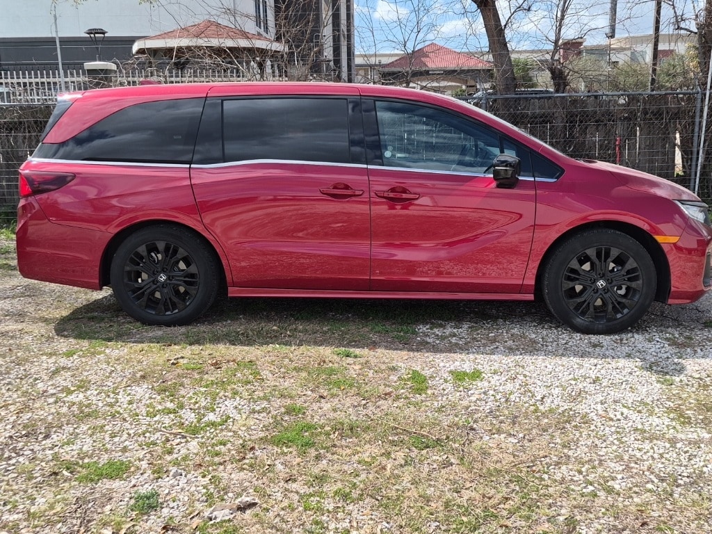 Certified 2025 Honda Odyssey Sport-L Van