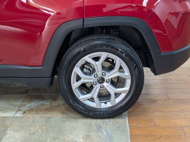 Thumbnail: 2025 Jeep Compass - 32