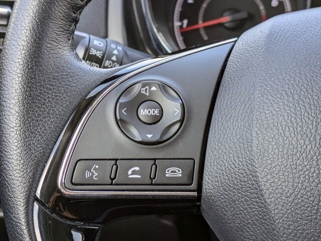 Thumbnail: 2024 Mitsubishi Outlander - 17