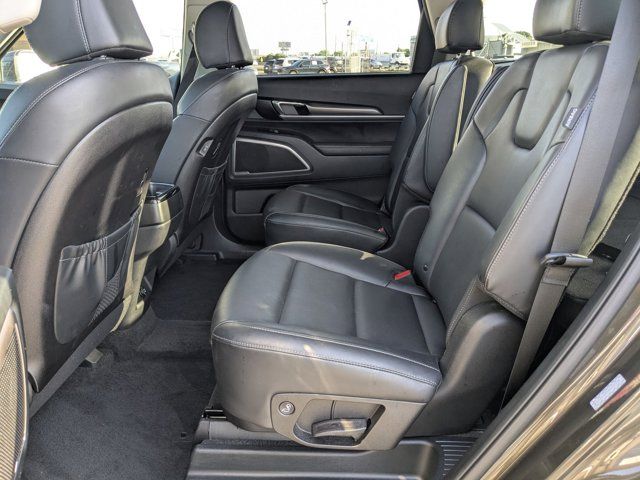 Thumbnail: 2025 Kia Telluride - 25