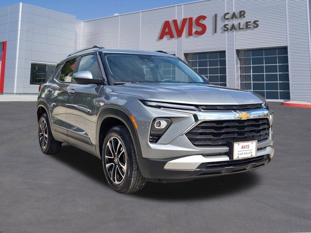 Thumbnail: 2025 Chevrolet TrailBlazer - 3