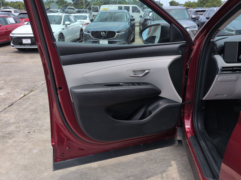 Thumbnail: 2025 Hyundai Tucson - 11