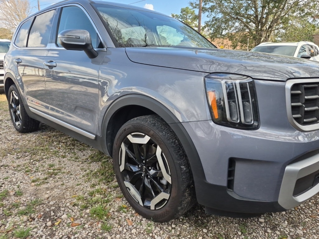 Certified 2025 Kia Telluride S SUV