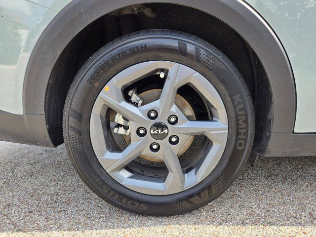 Thumbnail: 2025 Kia K4 - 32