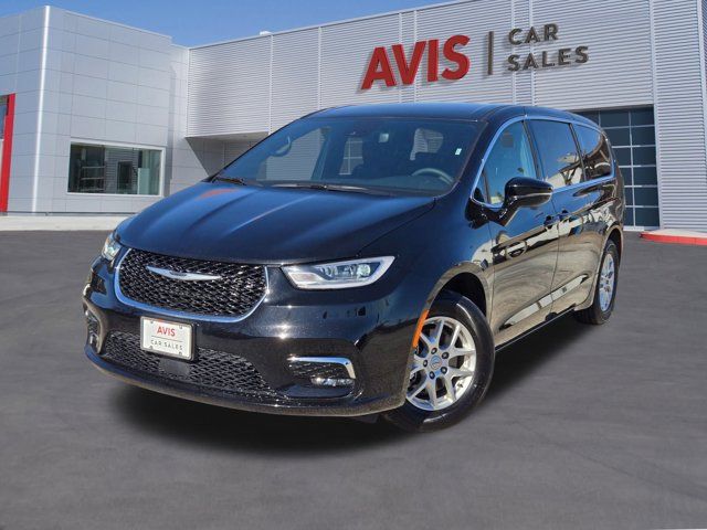 Thumbnail: 2025 Chrysler Pacifica - 1