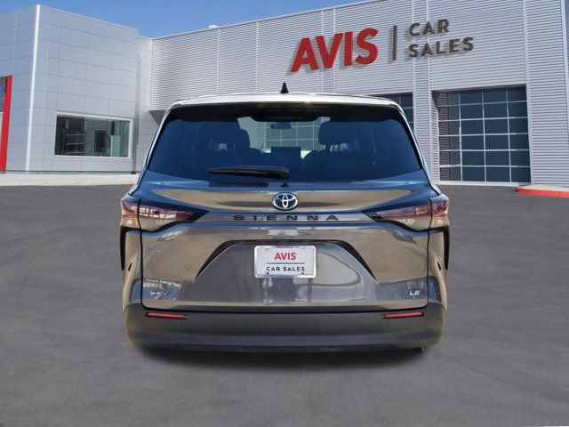 Thumbnail: 2025 Toyota Sienna - 9