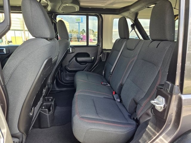 Thumbnail: 2025 Jeep Wrangler - 25