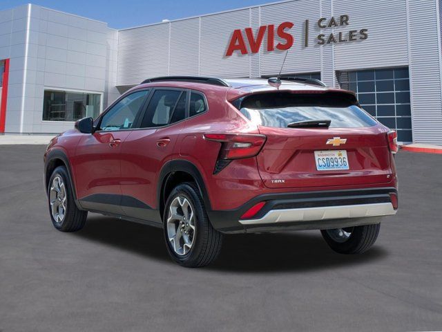 Thumbnail: 2025 Chevrolet Trax - 9