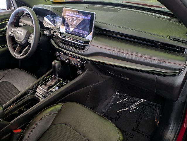 Thumbnail: 2025 Jeep Compass - 29