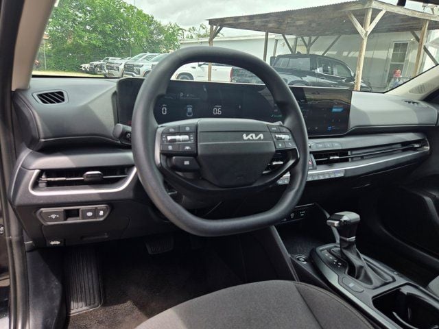 Thumbnail: 2025 Kia K4 - 15