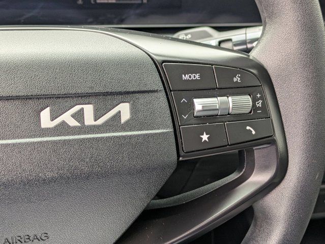 Thumbnail: 2025 Kia K4 - 21