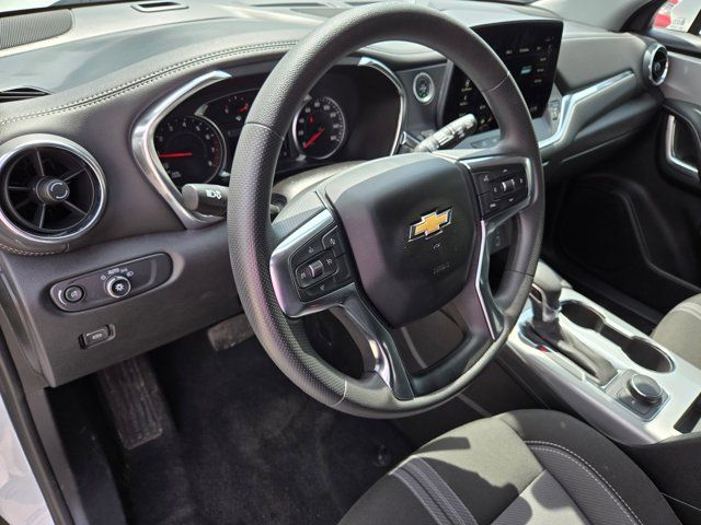 Thumbnail: 2025 Chevrolet Blazer - 14