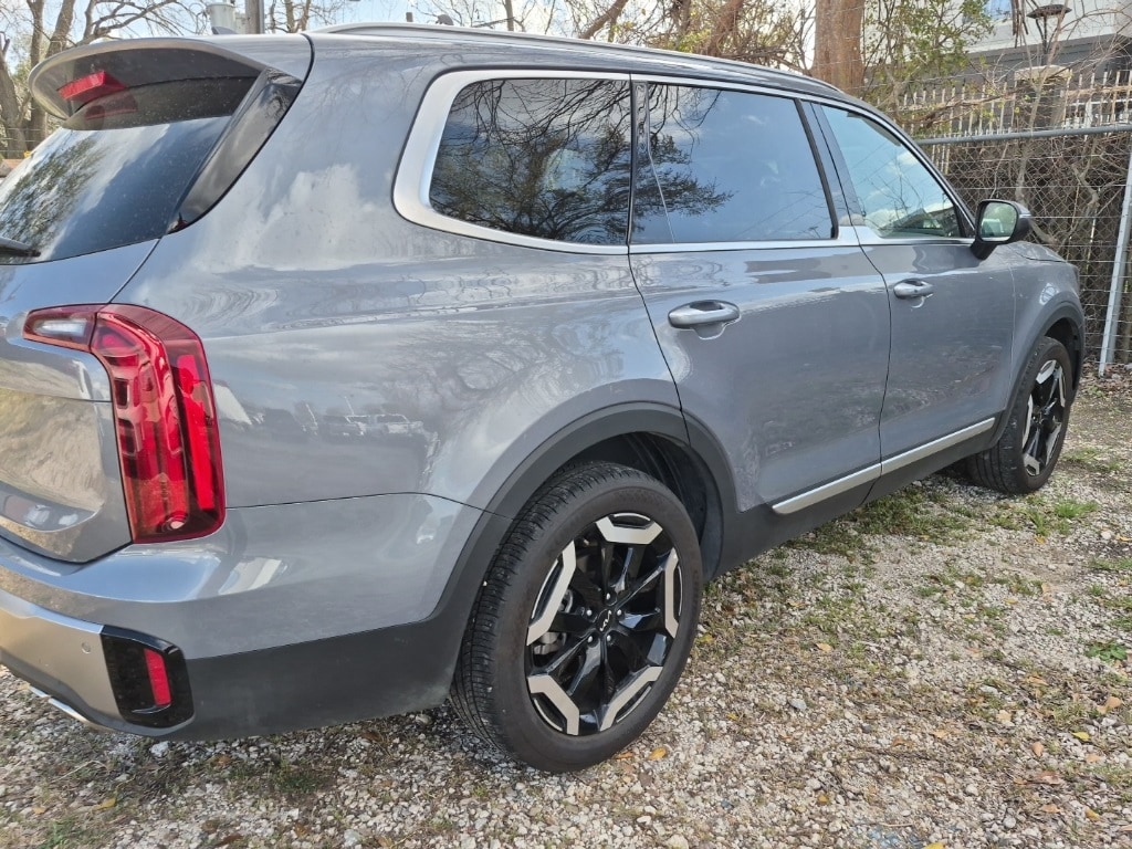 Certified 2025 Kia Telluride S SUV