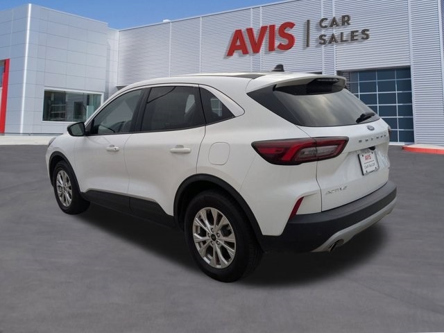 Thumbnail: 2023 Ford Escape - 7