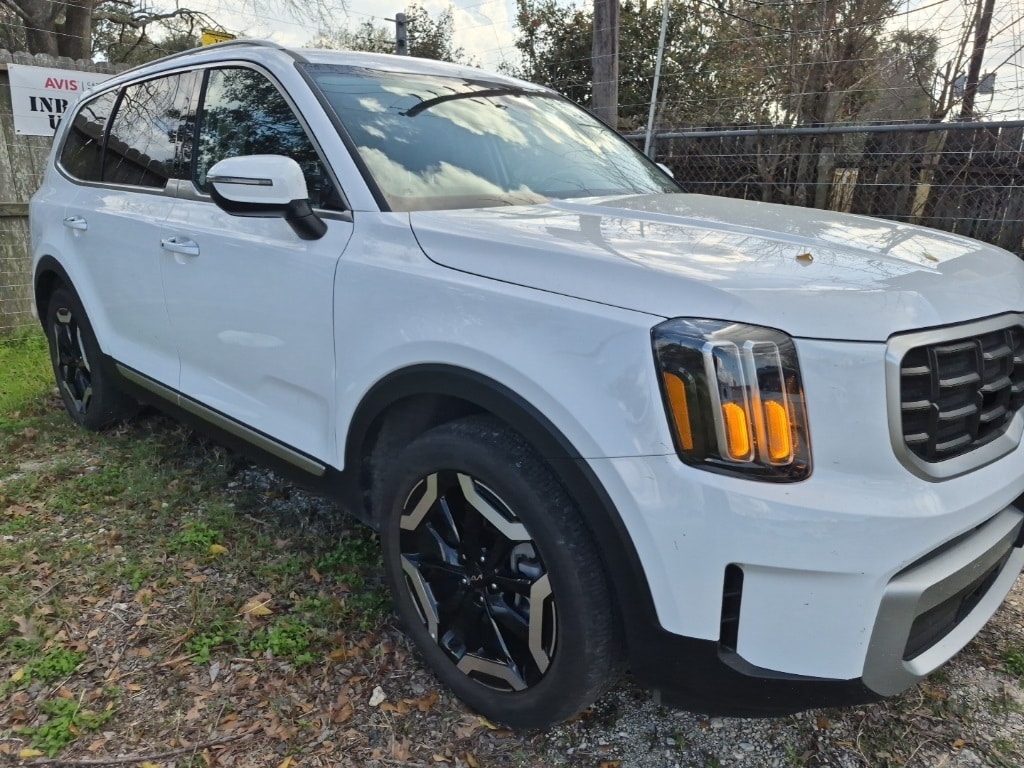 Certified 2025 Kia Telluride S SUV