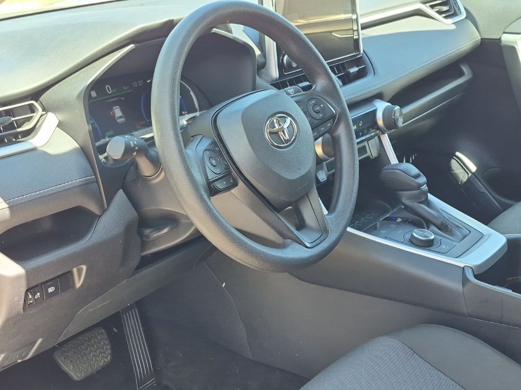 Thumbnail: 2025 Toyota RAV4 - 7