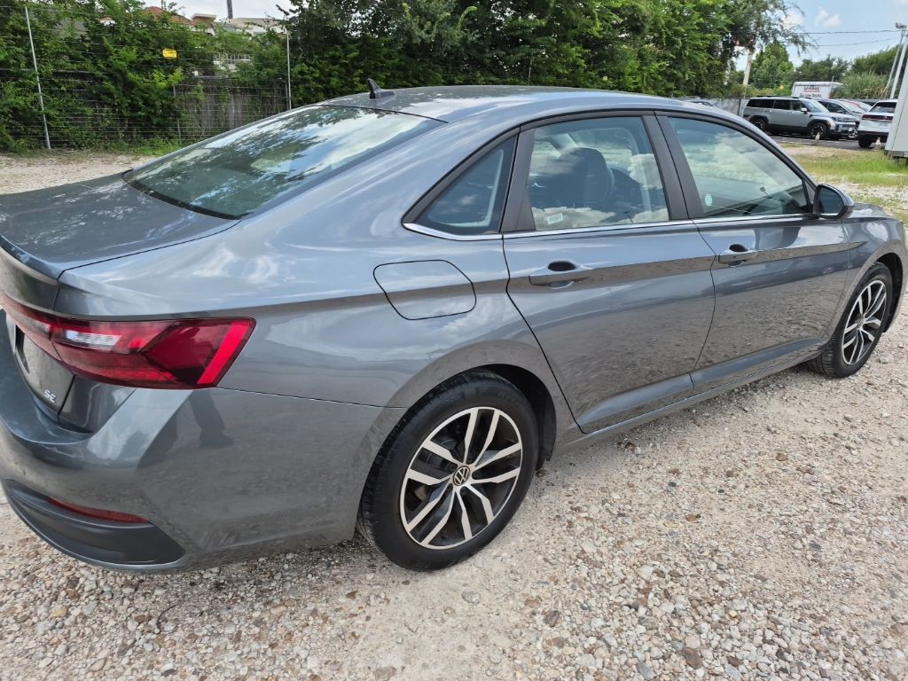 Thumbnail: 2025 Volkswagen Jetta - 3