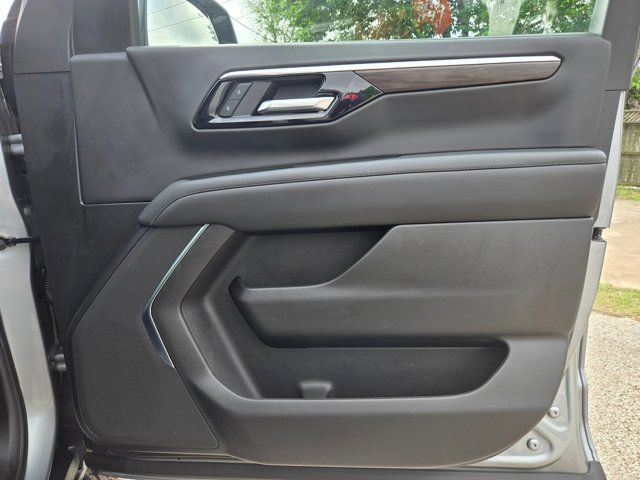 Thumbnail: 2025 Chevrolet Tahoe - 28