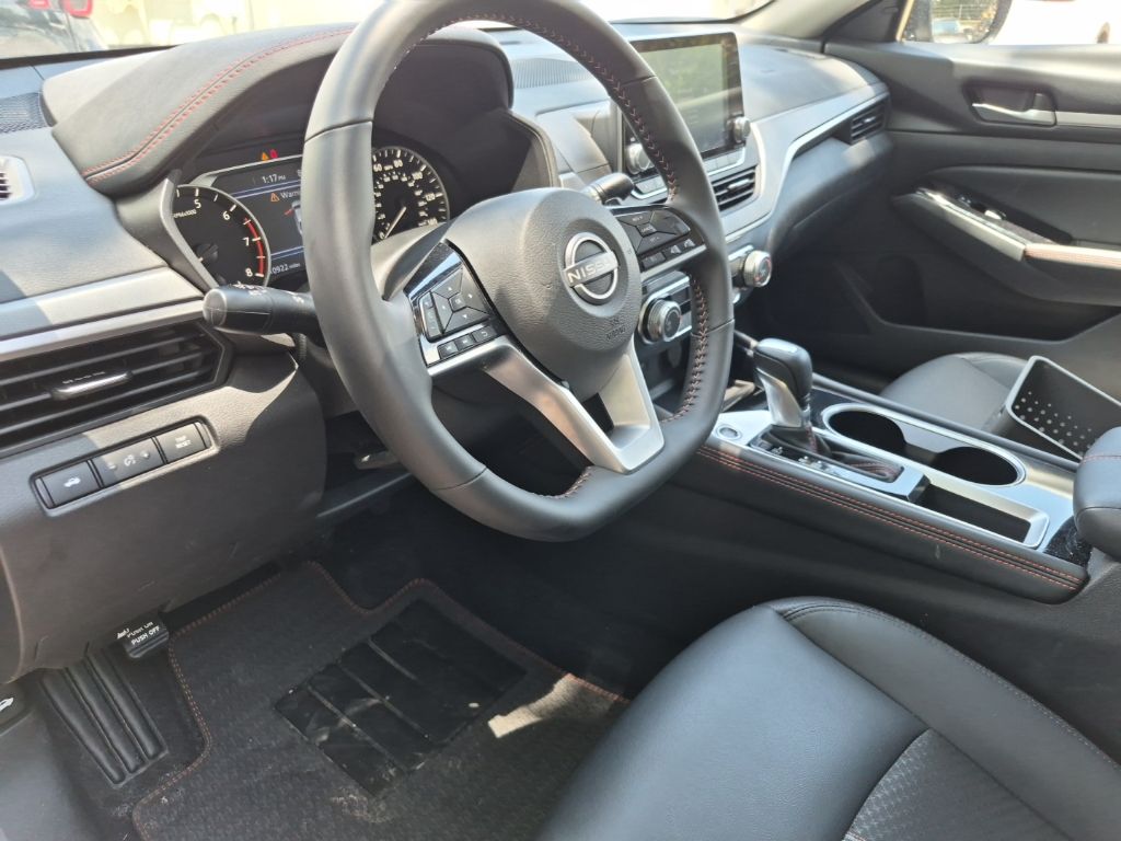 Thumbnail: 2025 Nissan Altima - 7