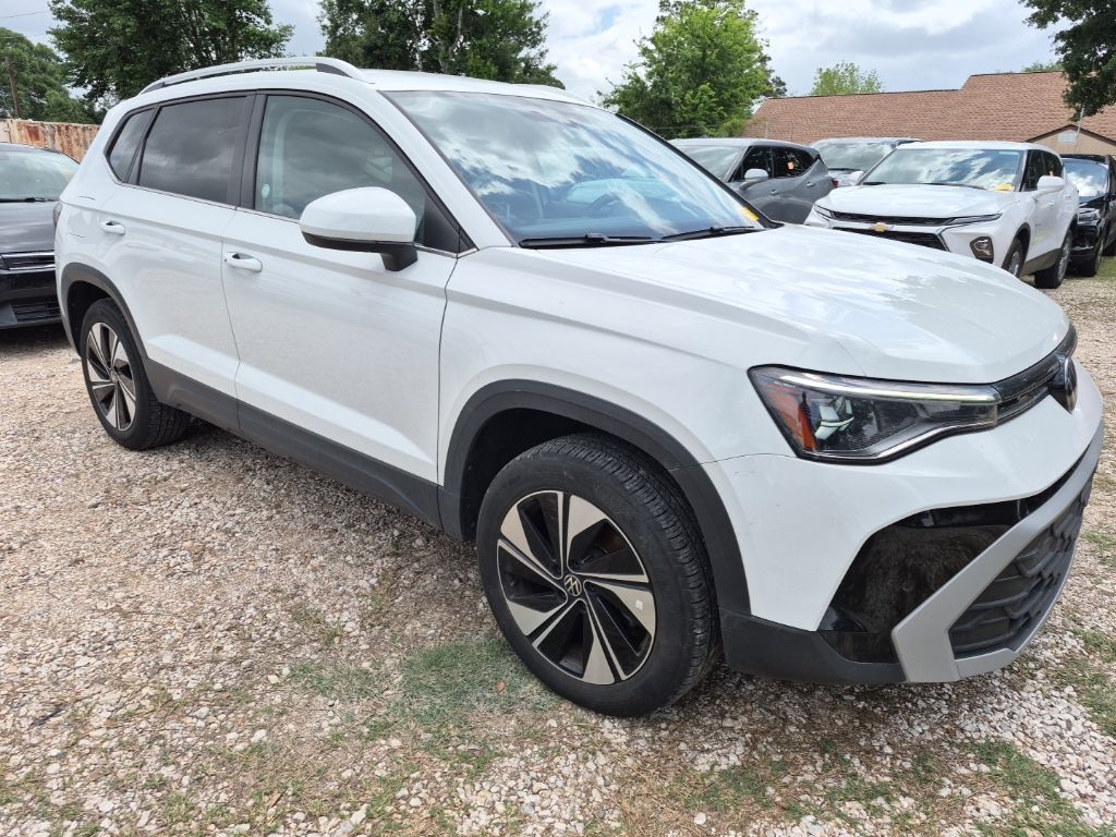 Thumbnail: 2025 Volkswagen Taos - 4