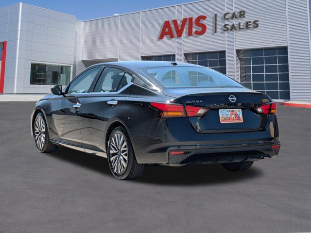 Thumbnail: 2025 Nissan Altima - 9