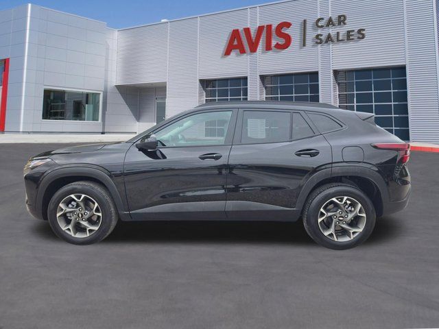 Thumbnail: 2025 Chevrolet Trax - 11