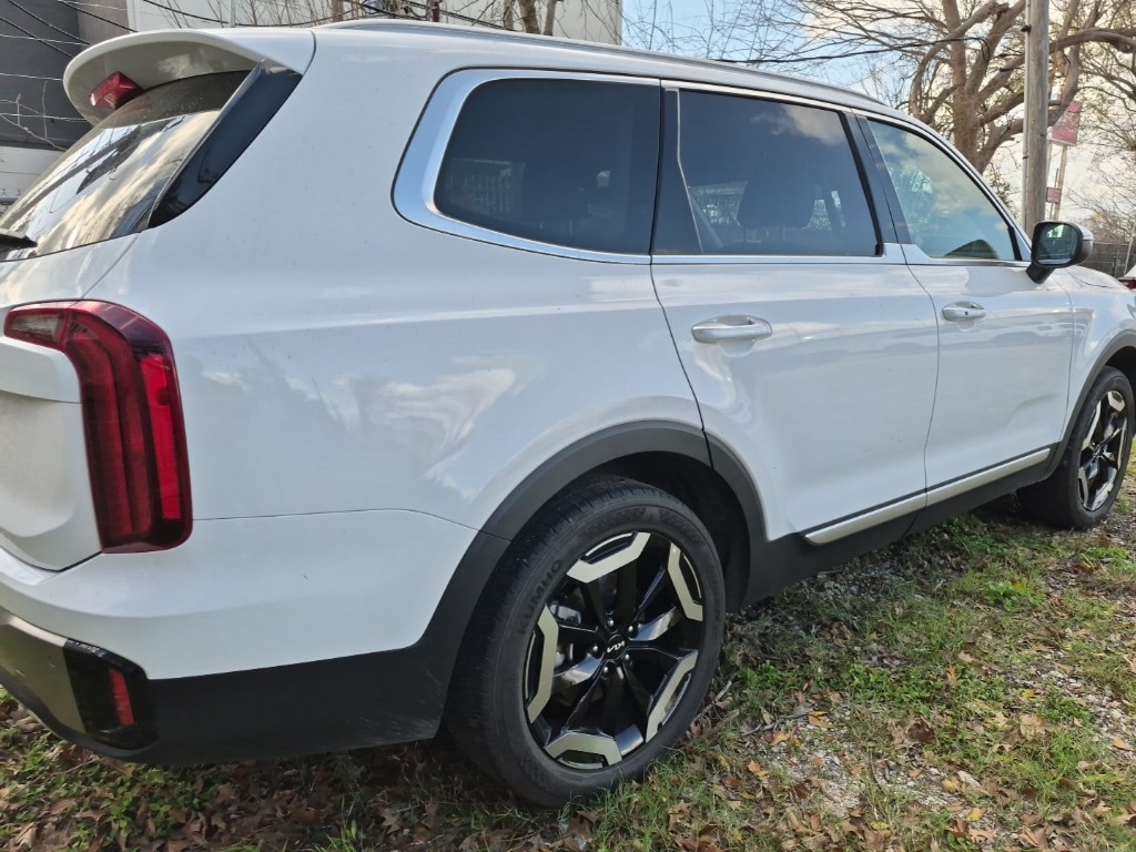 Certified 2025 Kia Telluride S SUV