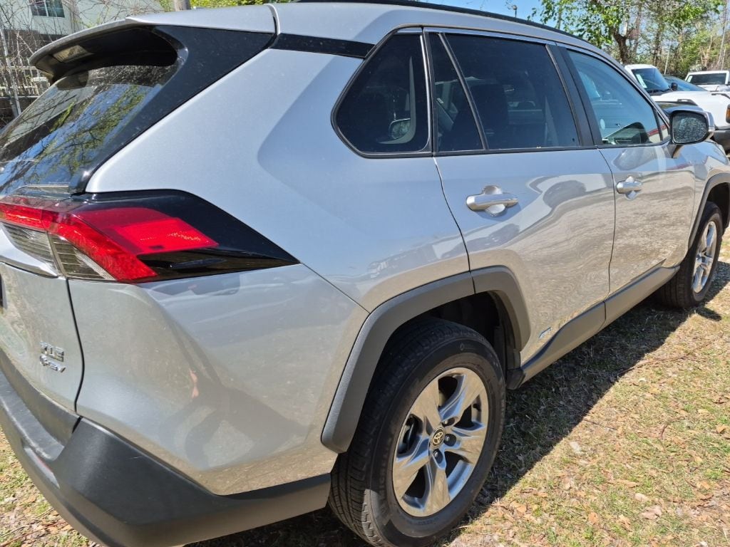 Thumbnail: 2025 Toyota RAV4 - 4