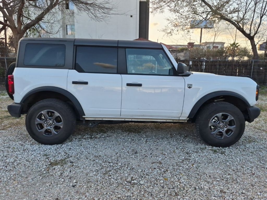 Thumbnail: 2025 Ford Bronco - 2