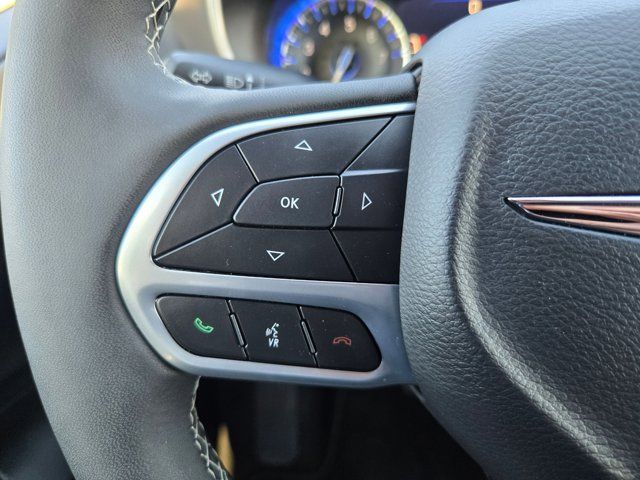 Thumbnail: 2025 Chrysler Pacifica - 21