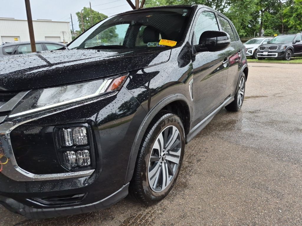 2025 Mitsubishi Outlander Sport 2.0 SE AWC CVT's photo