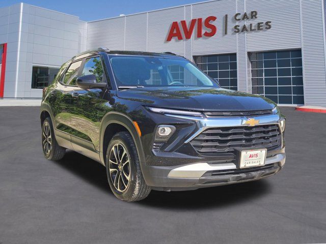 Thumbnail: 2025 Chevrolet TrailBlazer - 3