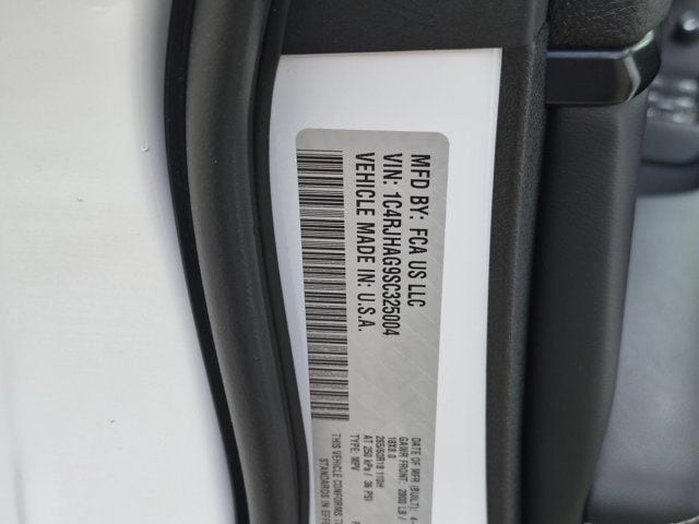 2025 Jeep Grand Cherokee Altitude - Photo 30