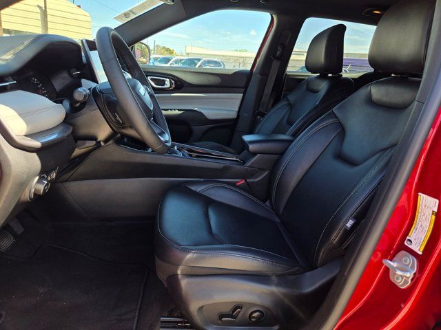 Thumbnail: 2025 Jeep Compass - 23