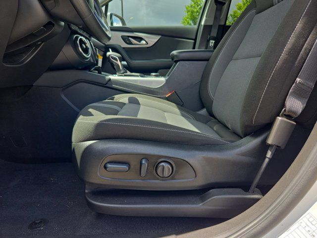 Thumbnail: 2025 Chevrolet Blazer - 14