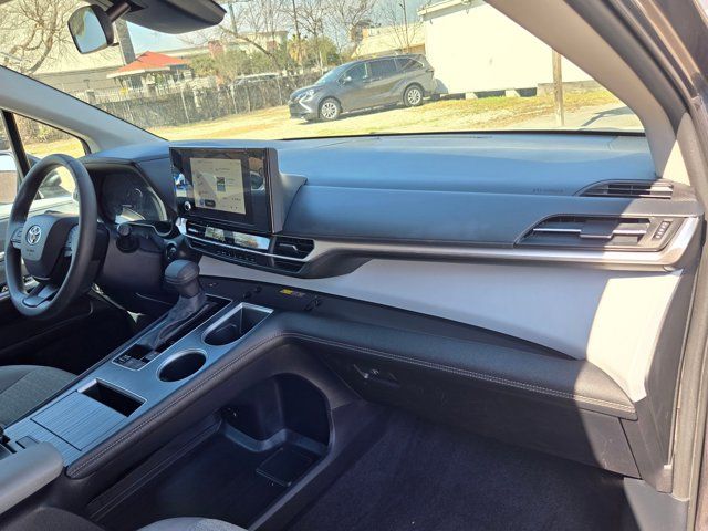 Thumbnail: 2025 Toyota Sienna - 30