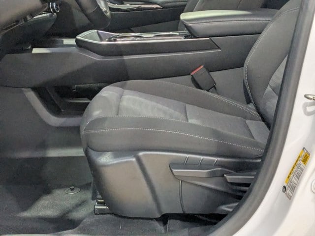 Thumbnail: 2025 Chevrolet Equinox - 23