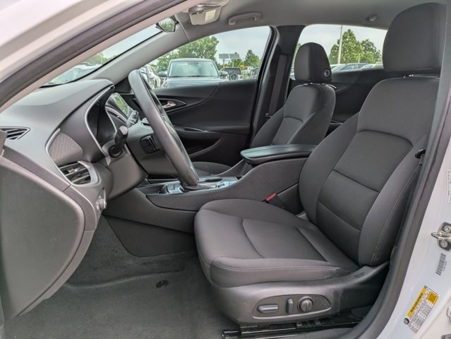 2023 Chevrolet Malibu LT 24