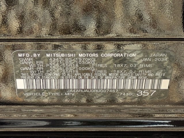 Thumbnail: 2024 Mitsubishi Outlander - 31