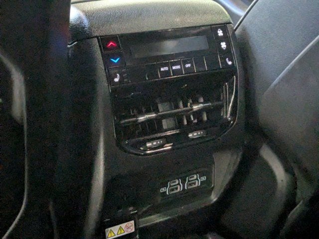 Thumbnail: 2024 Jeep Grand Cherokee L - 26