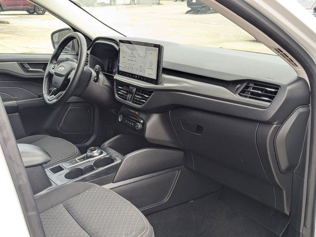 Thumbnail: 2023 Ford Escape - 33