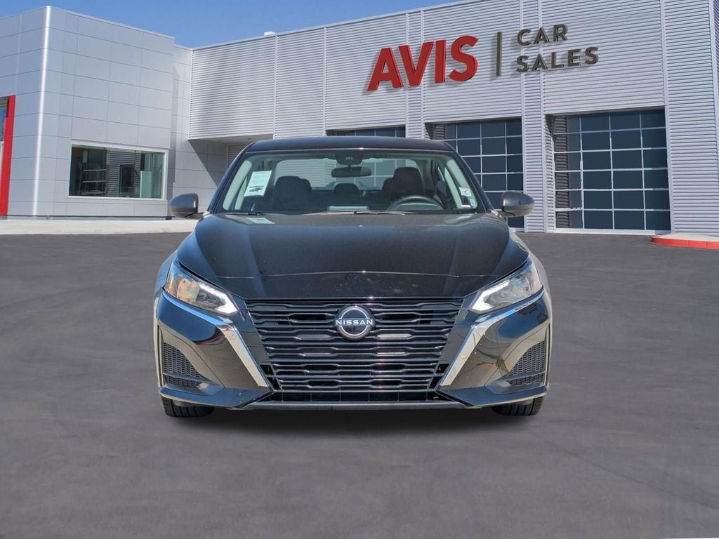 Thumbnail: 2025 Nissan Altima - 2