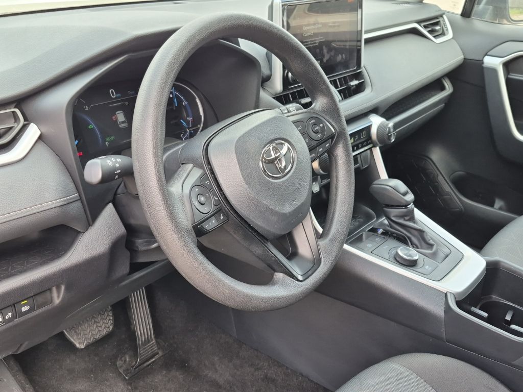 Thumbnail: 2025 Toyota RAV4 - 6