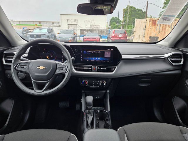 Thumbnail: 2025 Chevrolet TrailBlazer - 24